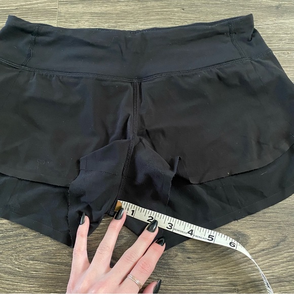 LULULEMON Black Athletic Running Workout Shorts Size 4 - Picture 4 of 5